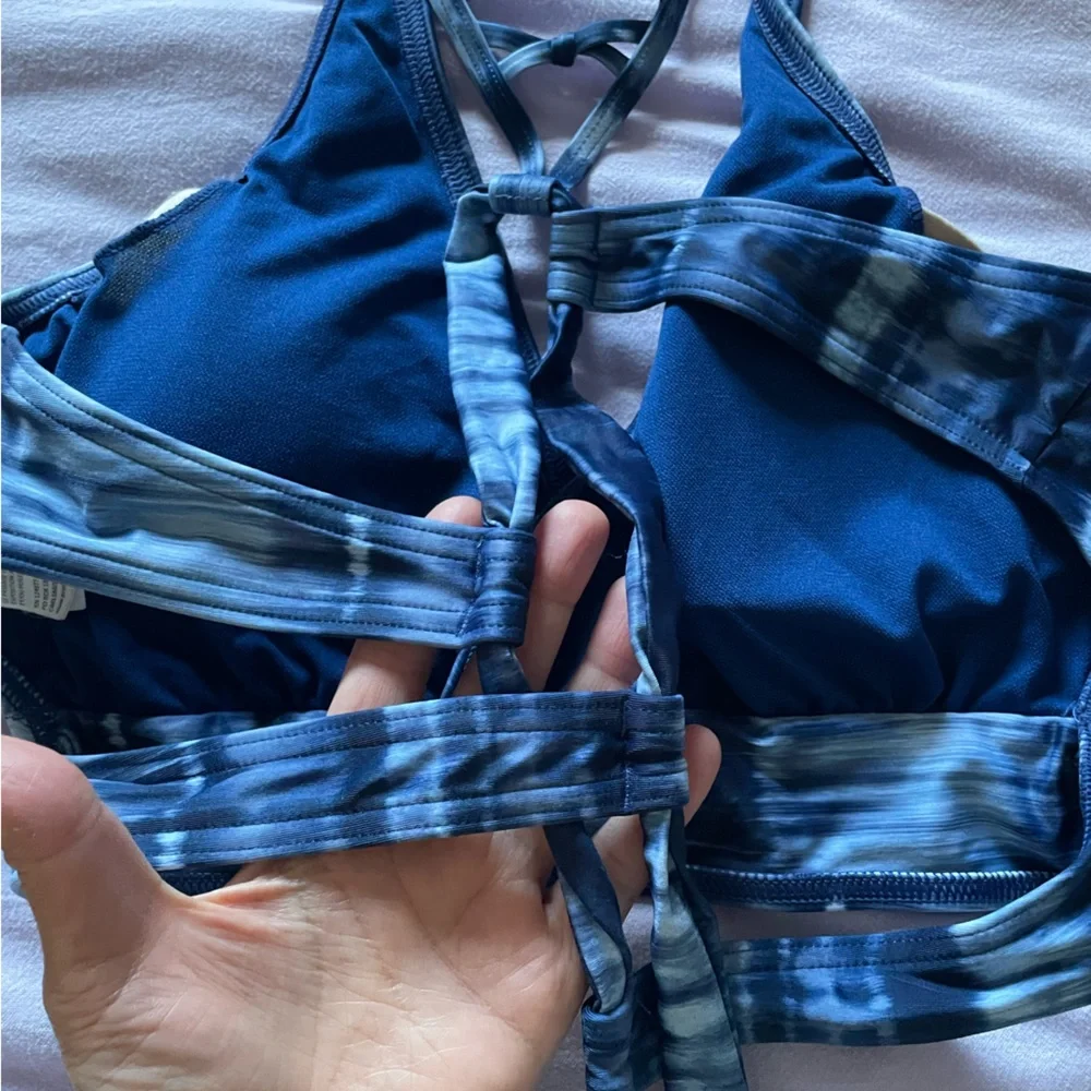 Women’s Bikini Tops